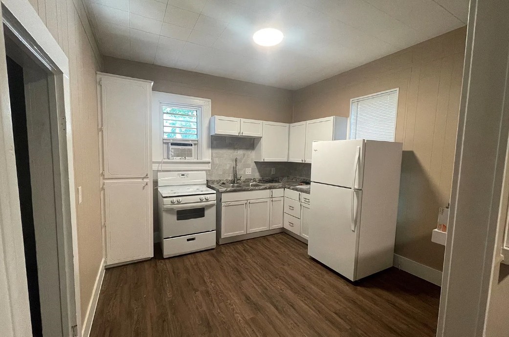 215 Maple Street Denton TX 76201