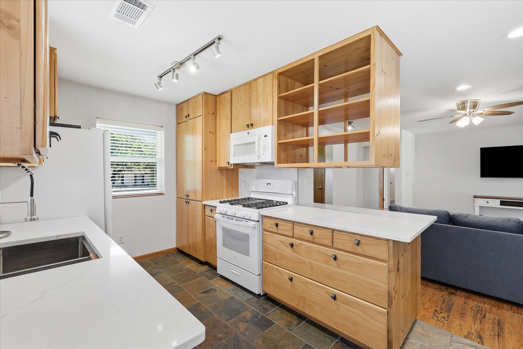 203 Tharp Drive Highland Village TX 75077