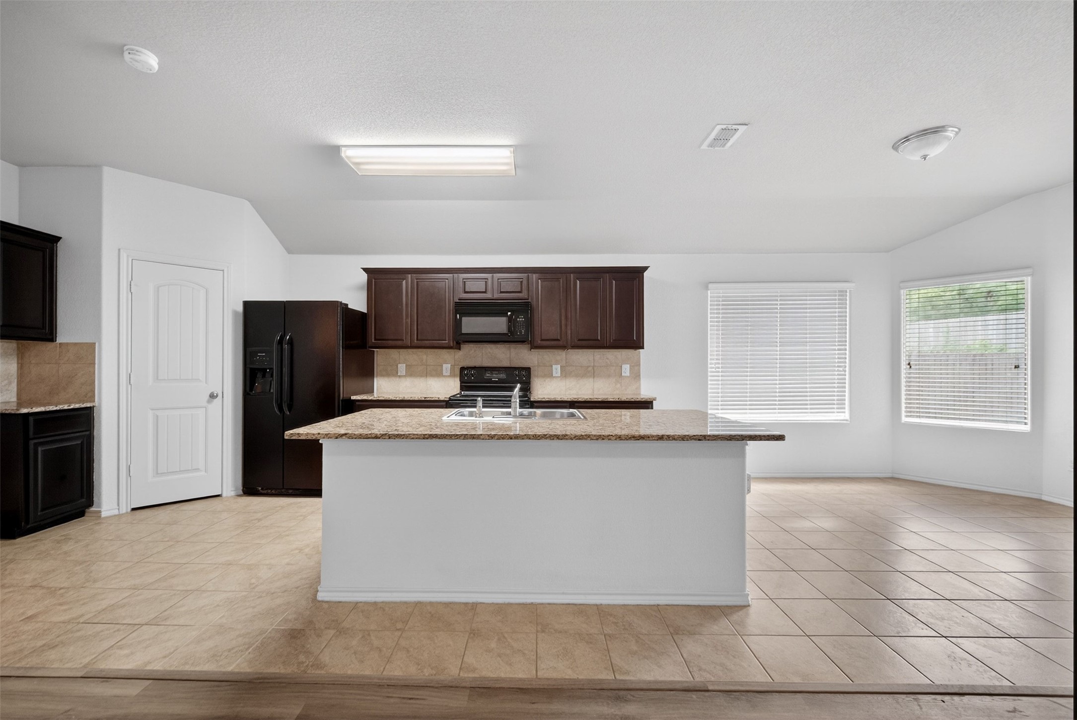 7404 Littleton Way Fort Worth TX 76134