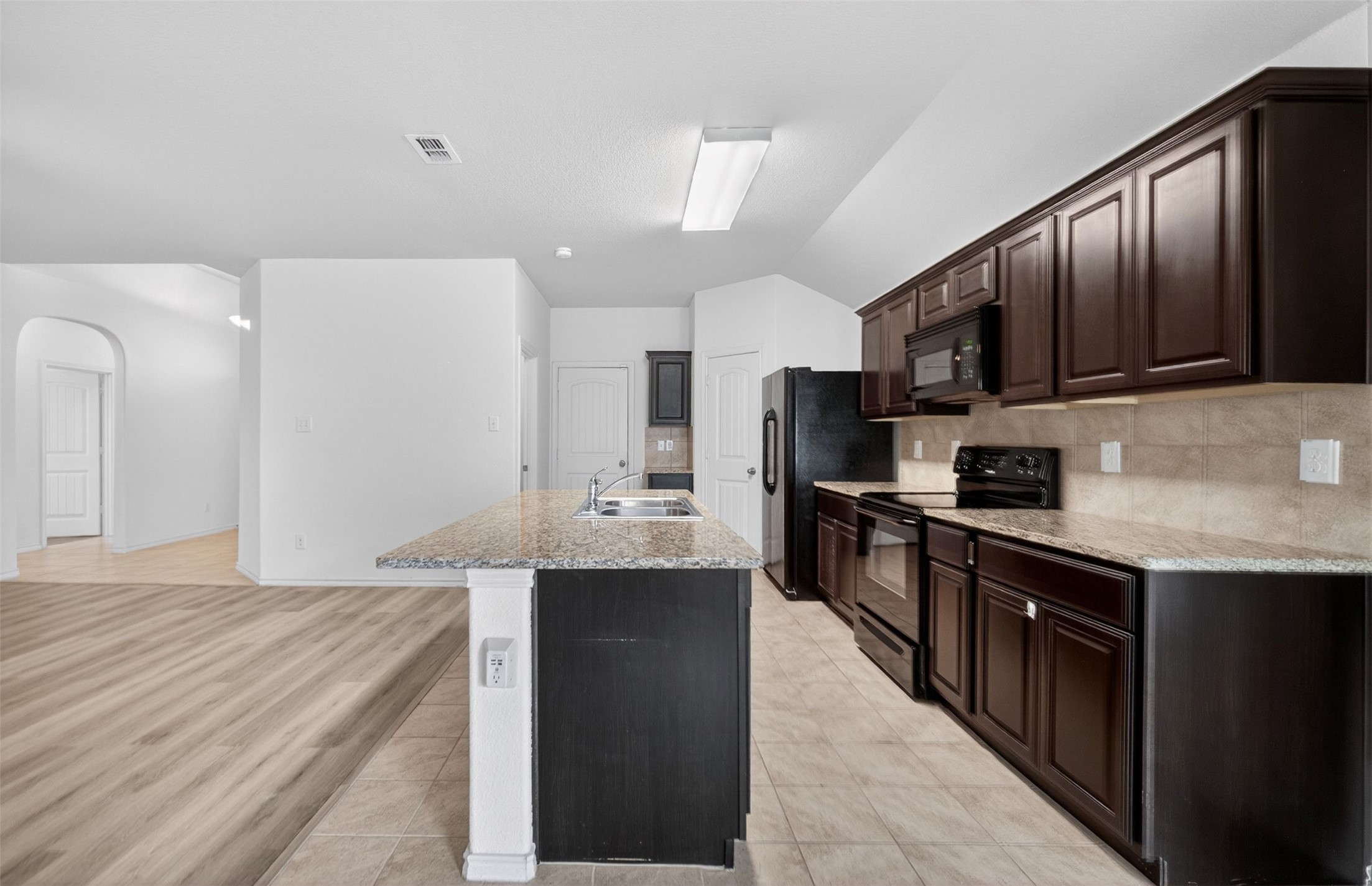 7404 Littleton Way Fort Worth TX 76134