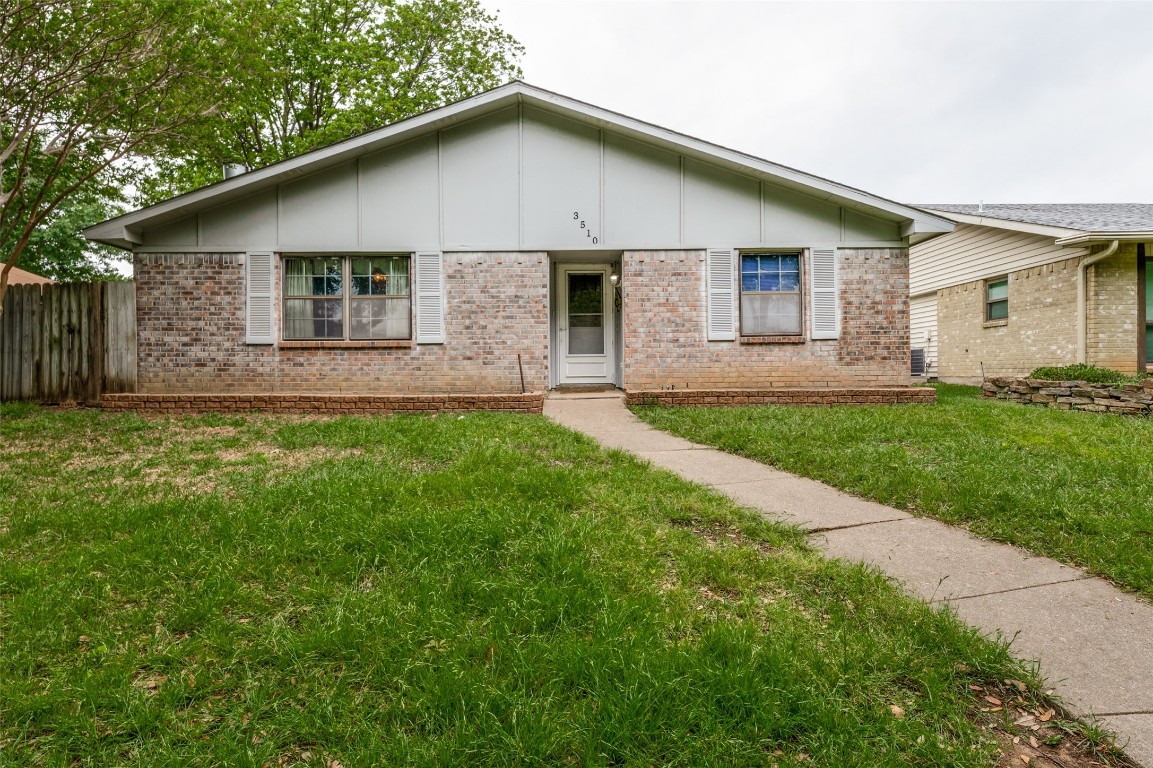 3510 S Columbine Lane Grand Prairie TX 75052