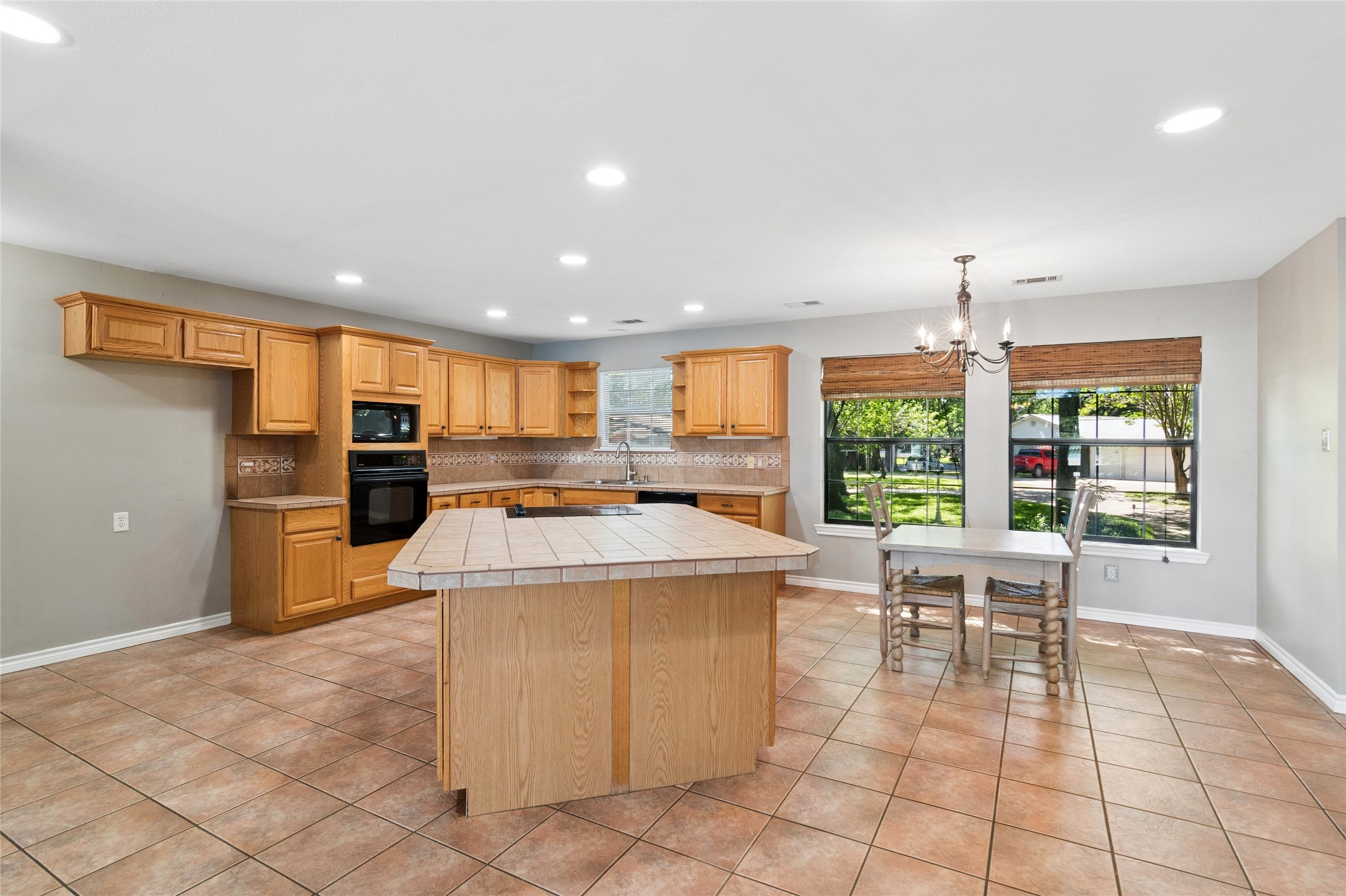 118 Lancelot Drive Mabank TX 75156