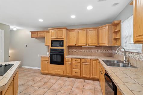 118 Lancelot Drive Mabank TX 75156