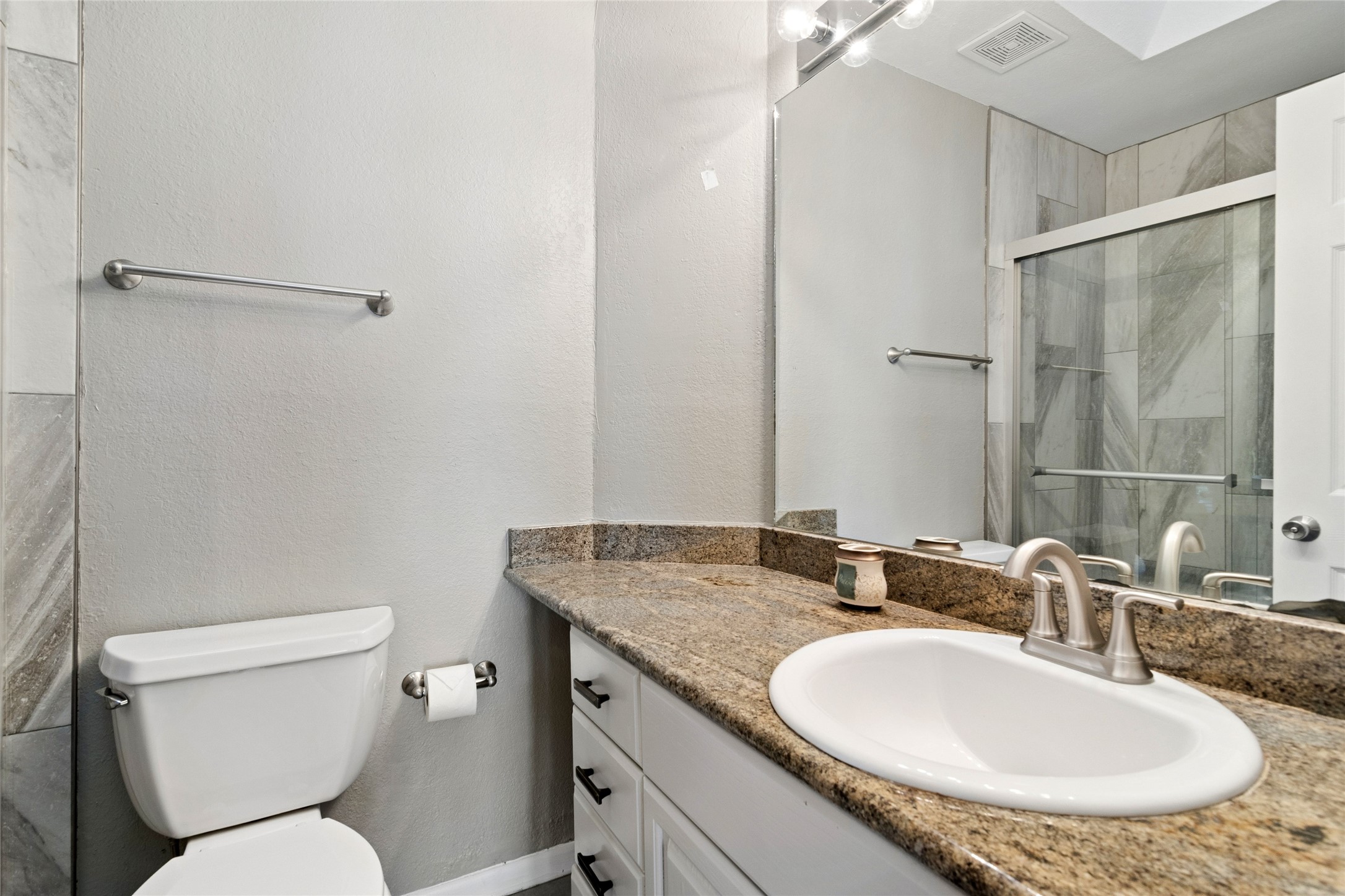 118 Lancelot Drive Mabank TX 75156