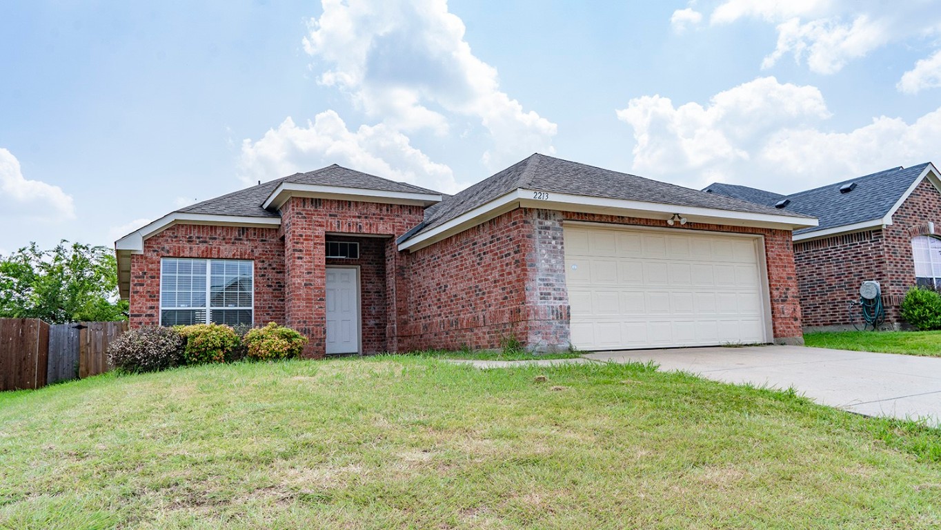 2213 Pacino Drive Fort Worth TX 76134