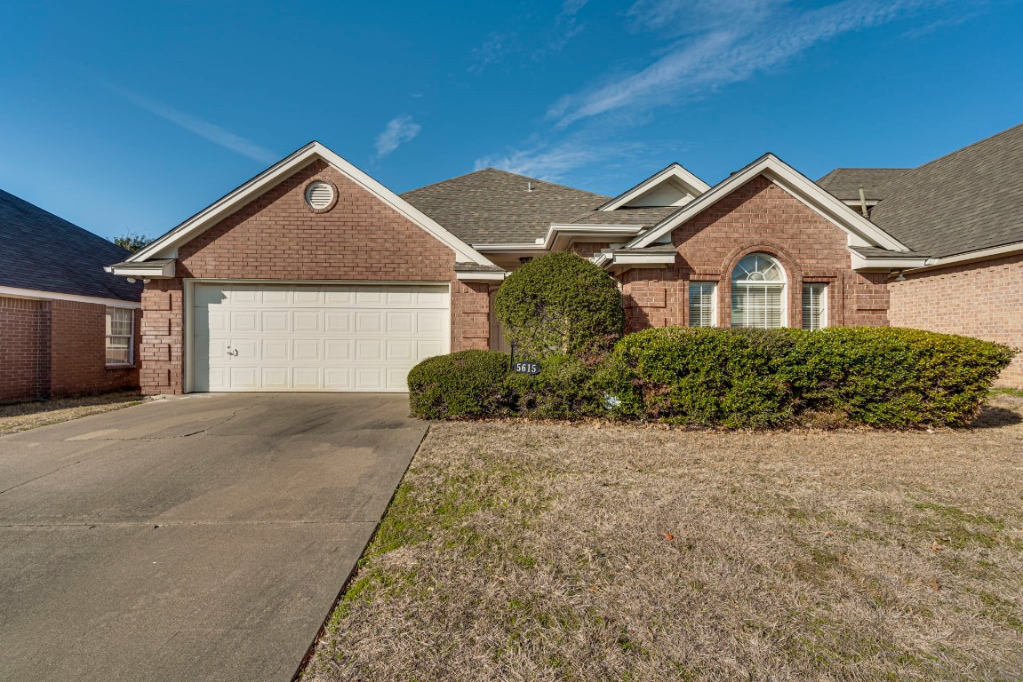 5615 Centeridge Drive Dallas TX 75249