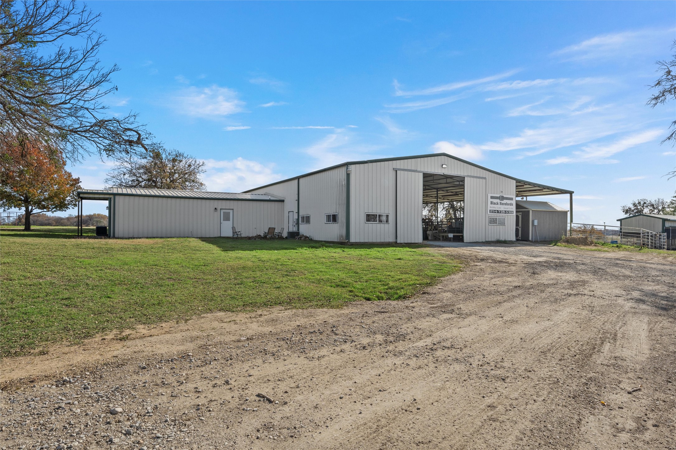 1170 Lumkins Road Forreston TX 76041