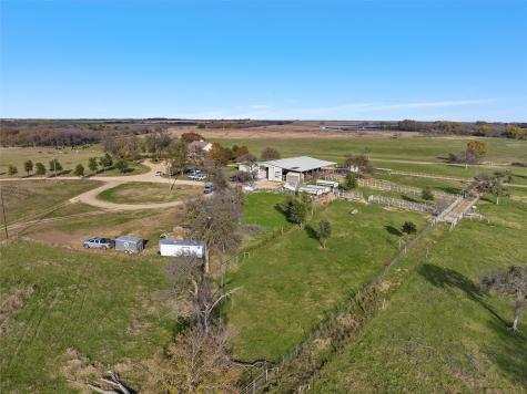 1170 Lumkins Road Forreston TX 76041