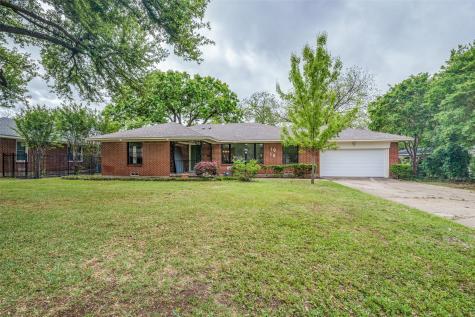 1018 W Avenue F Garland TX 75040