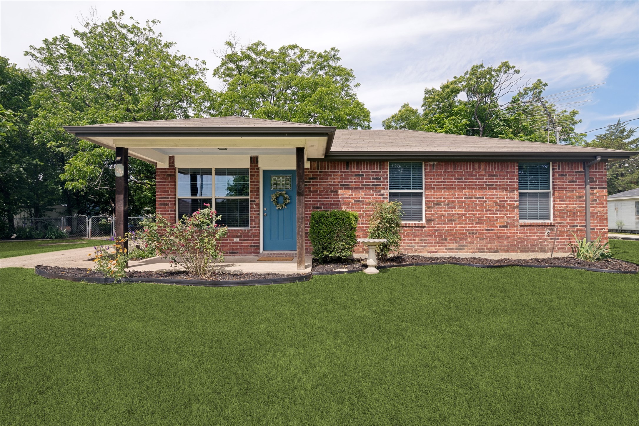 109 Thelma Josephine TX 75173
