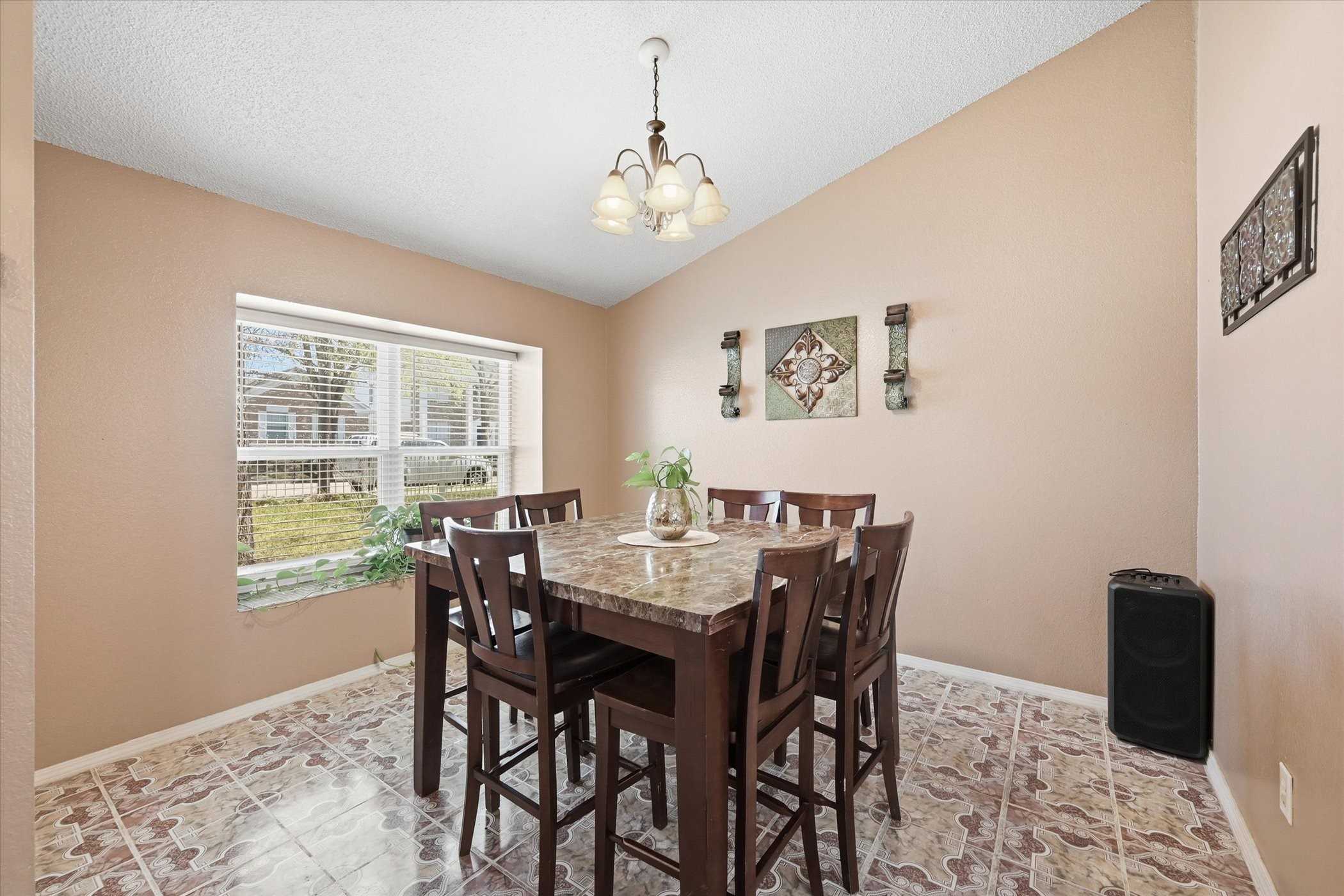 919 Brae Loch Drive Dallas TX 75217