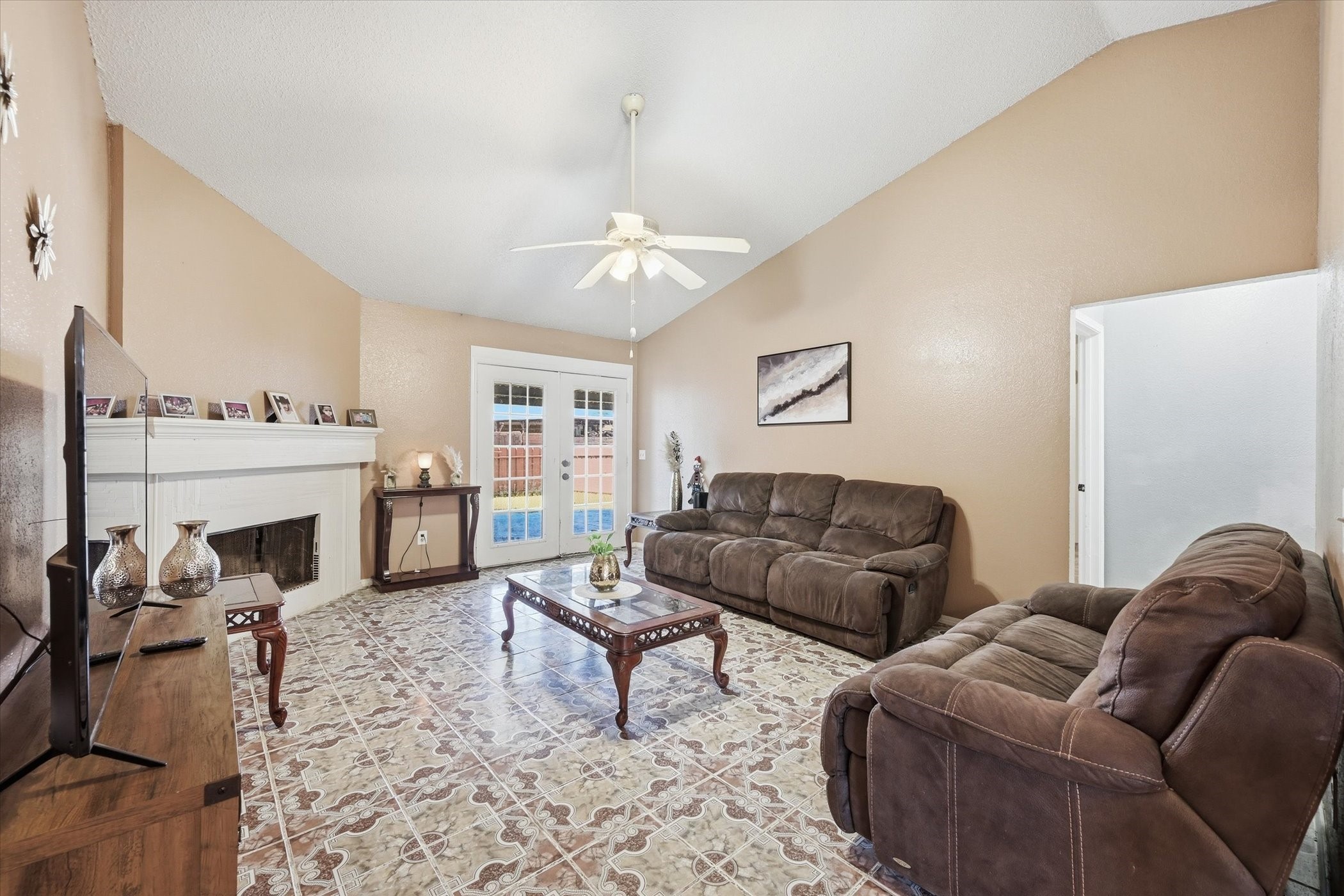 919 Brae Loch Drive Dallas TX 75217