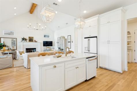 217 Catbird Trail Aledo TX 76008
