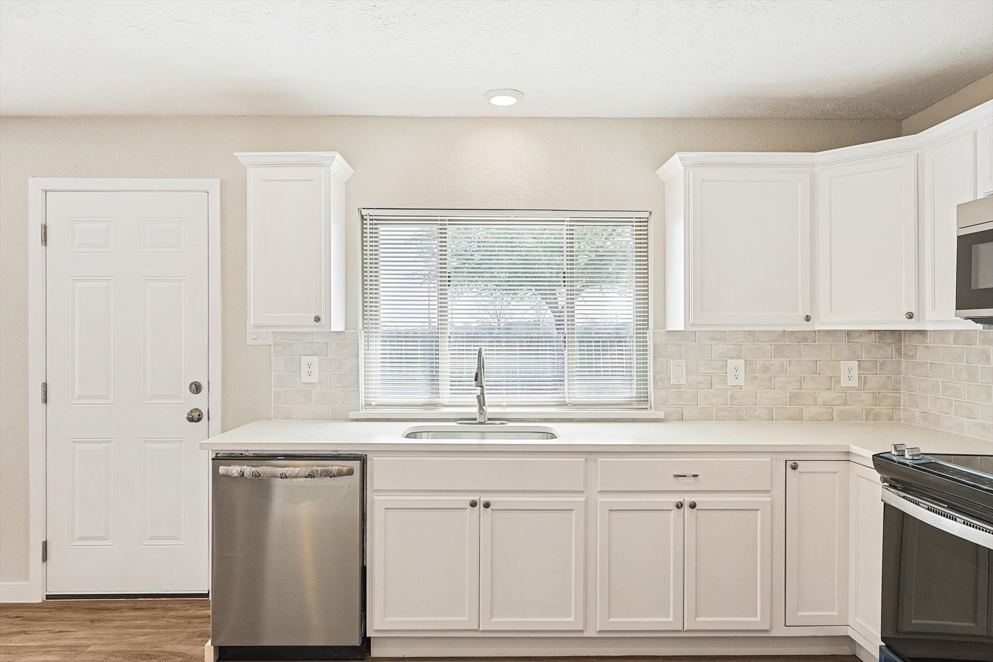 5753 Valley Mills Drive Garland TX 75043