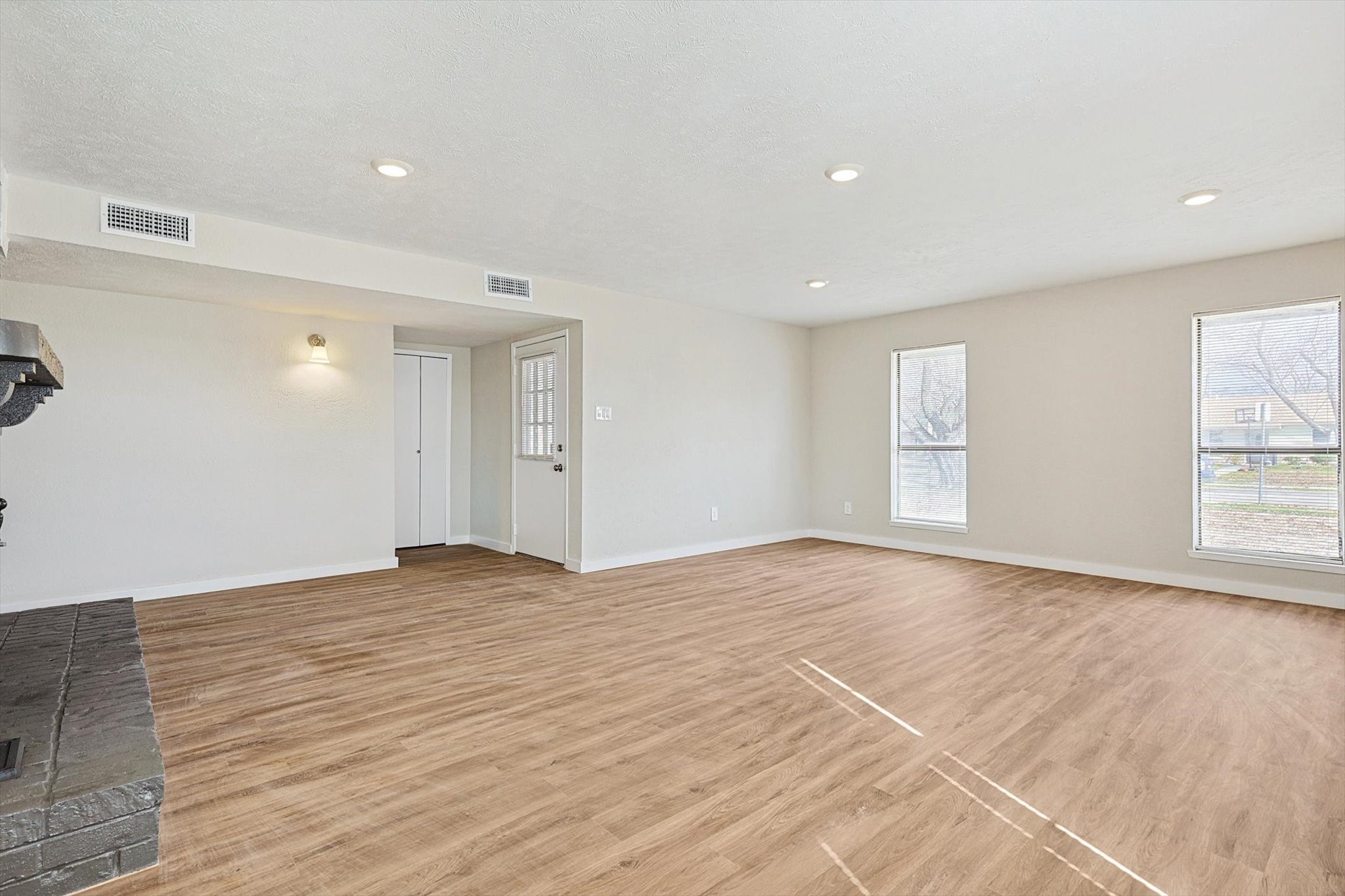 5753 Valley Mills Drive Garland TX 75043