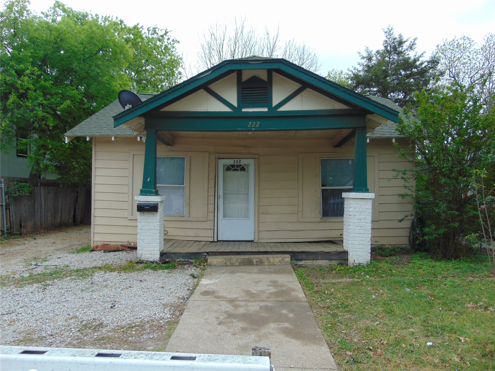222 W Ohio Avenue Dallas TX 75224