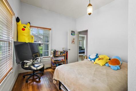 1322 W Chestnut Street Denison TX 75020
