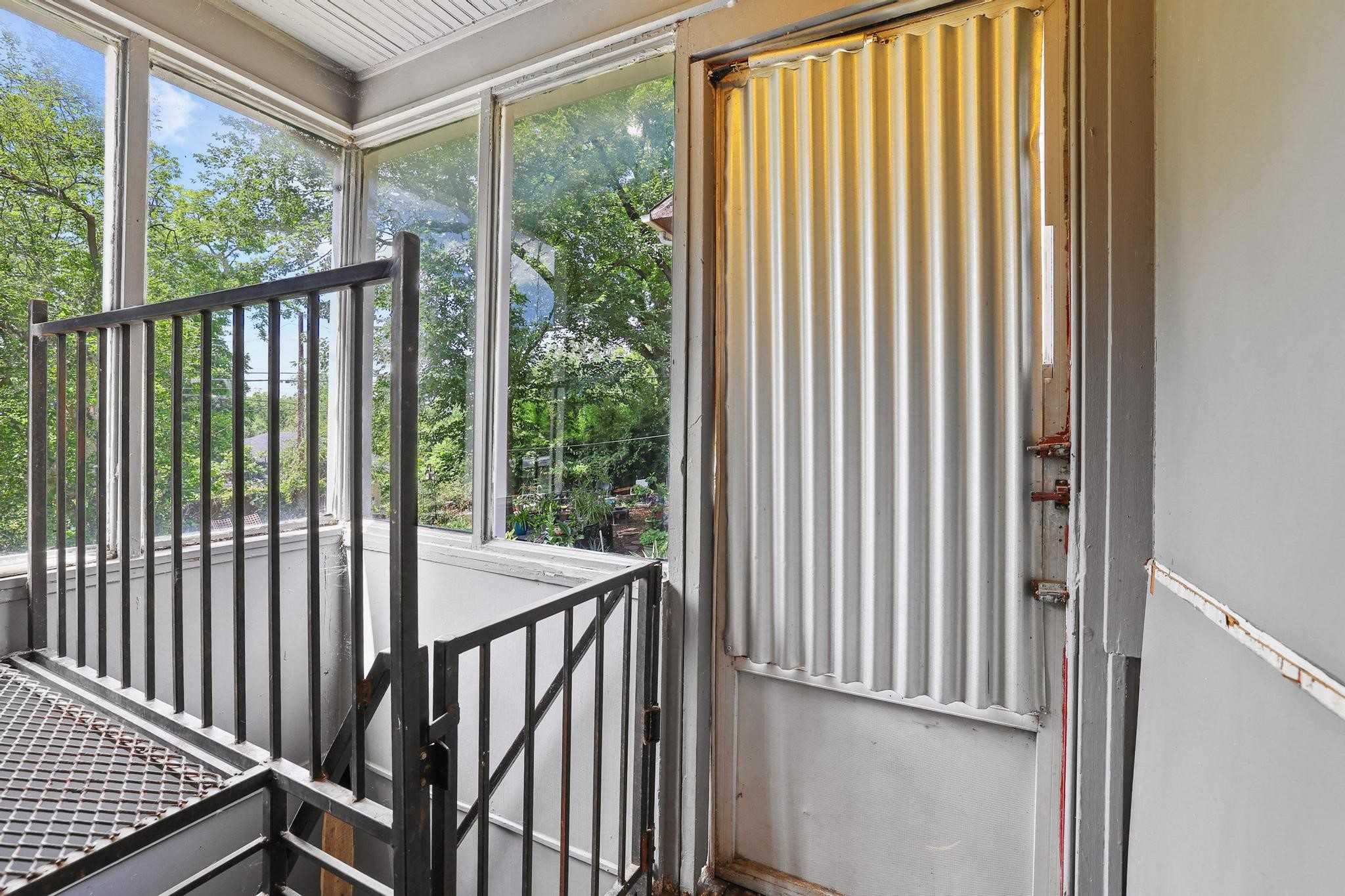 1322 W Chestnut Street Denison TX 75020