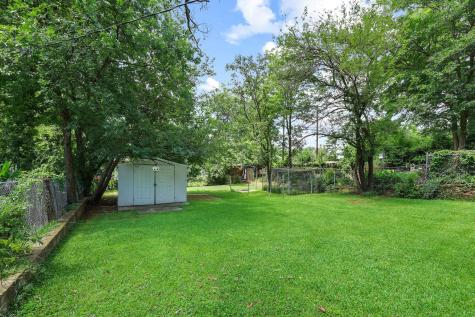 1322 W Chestnut Street Denison TX 75020