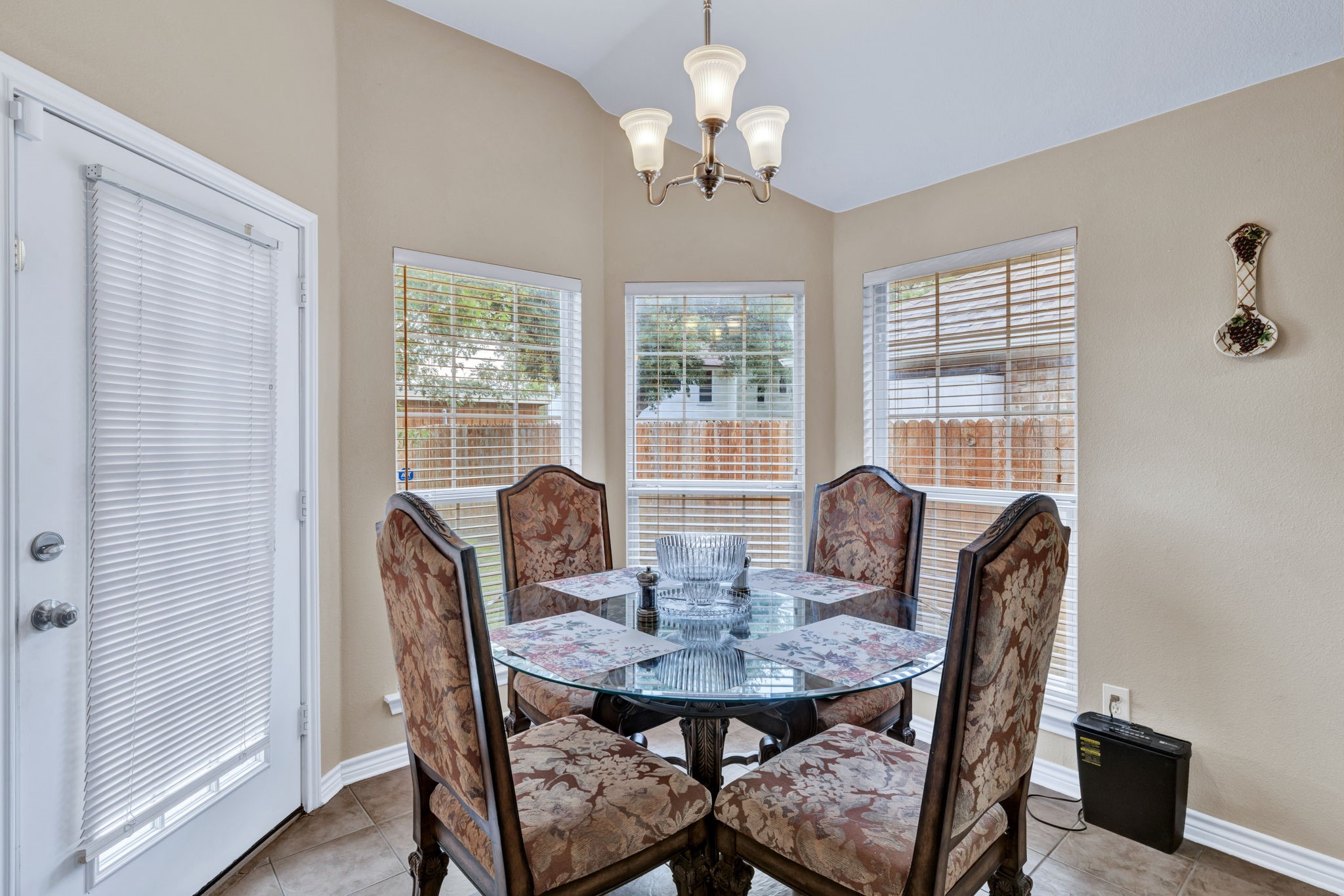 6305 Clear Pool Drive Arlington TX 76018