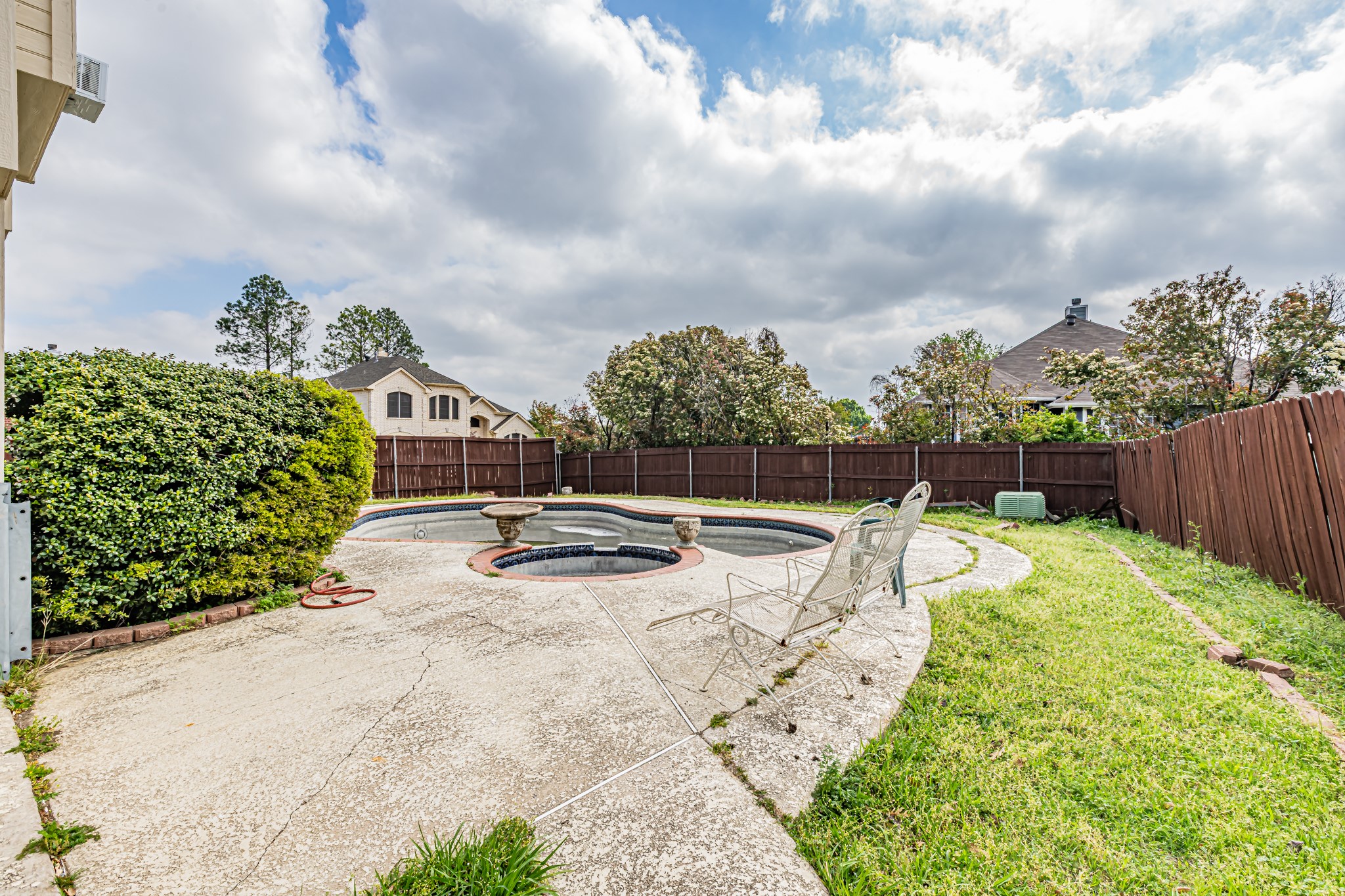 6601 Classen Trail Arlington TX 76002