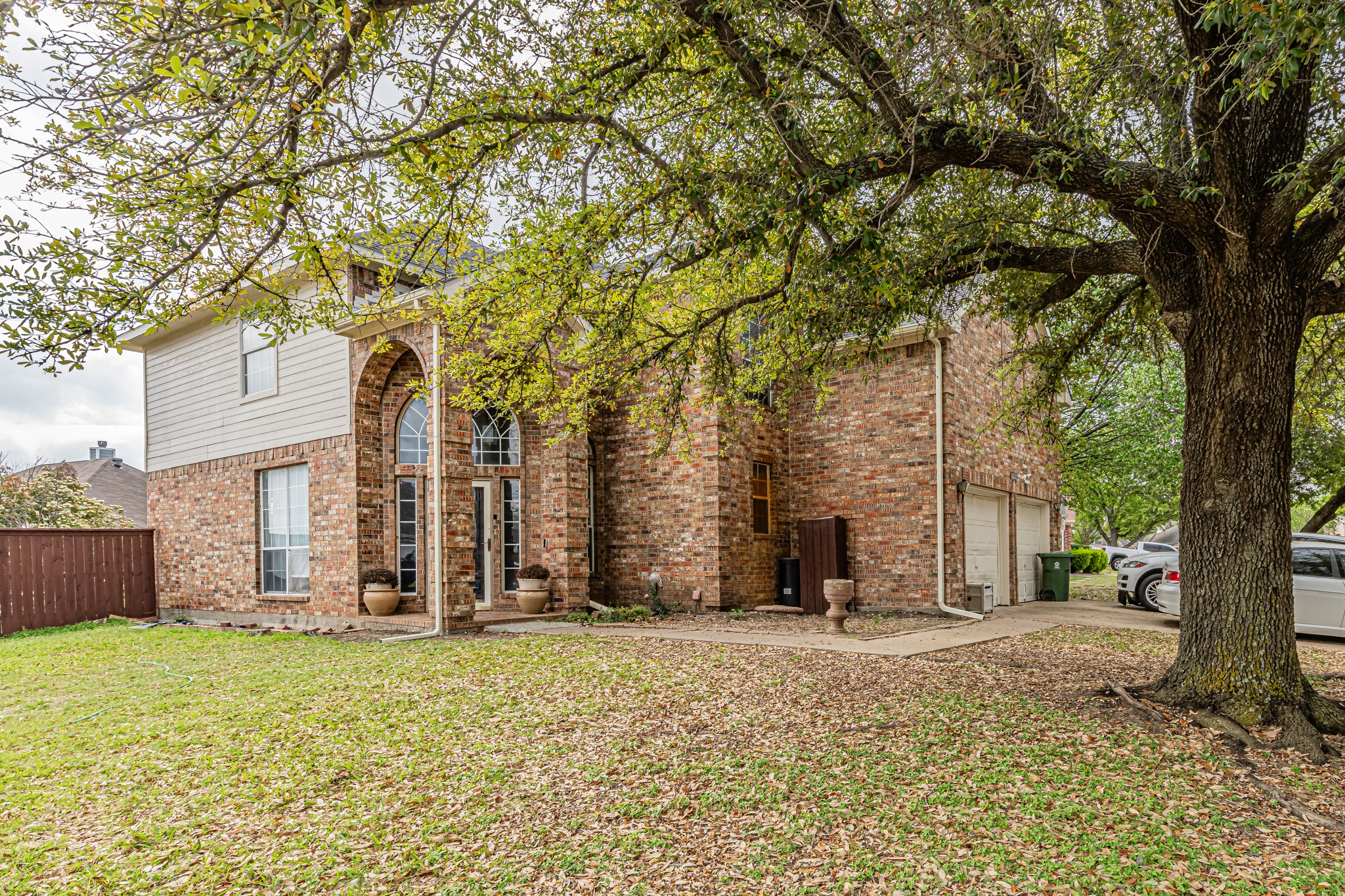 6601 Classen Trail Arlington TX 76002