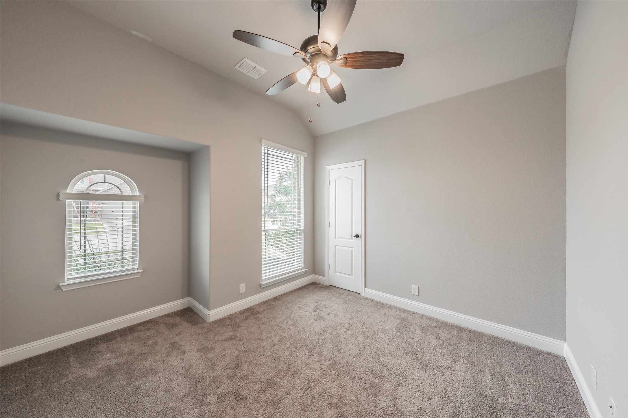 8817 White Rock Lane Denton TX 76226