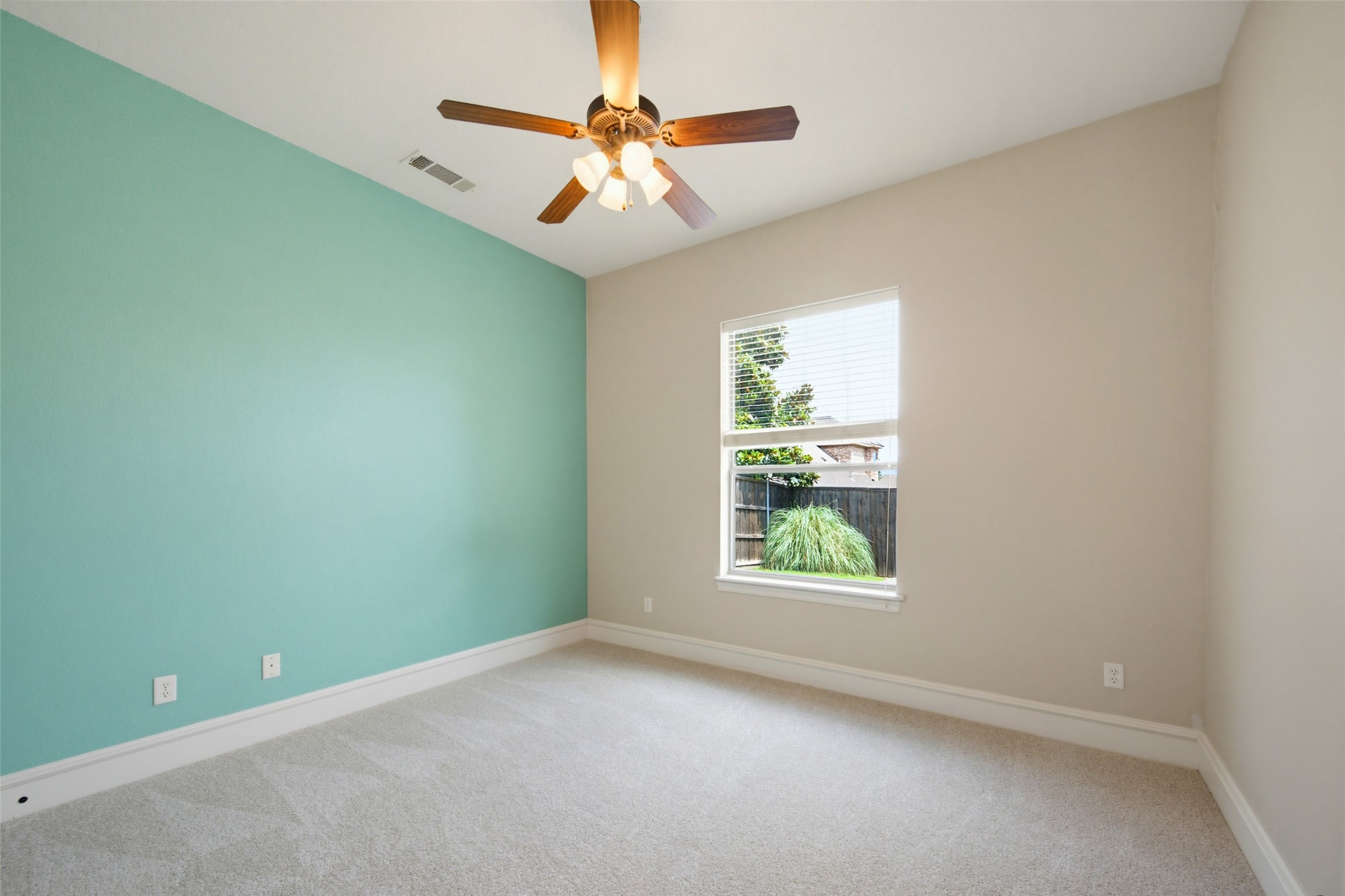 7713 Silverleaf Drive North Richland Hills TX 76182