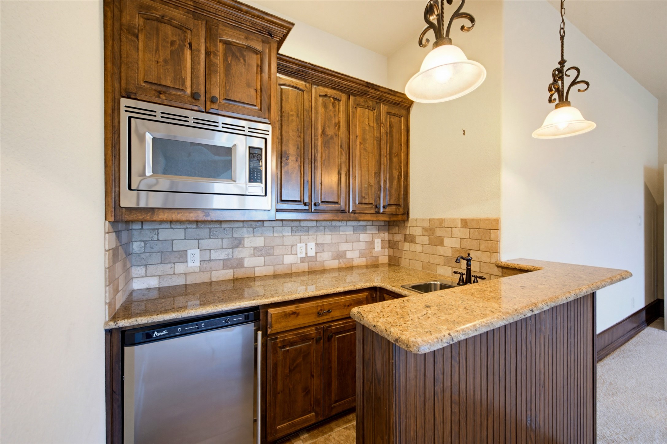 7713 Silverleaf Drive North Richland Hills TX 76182