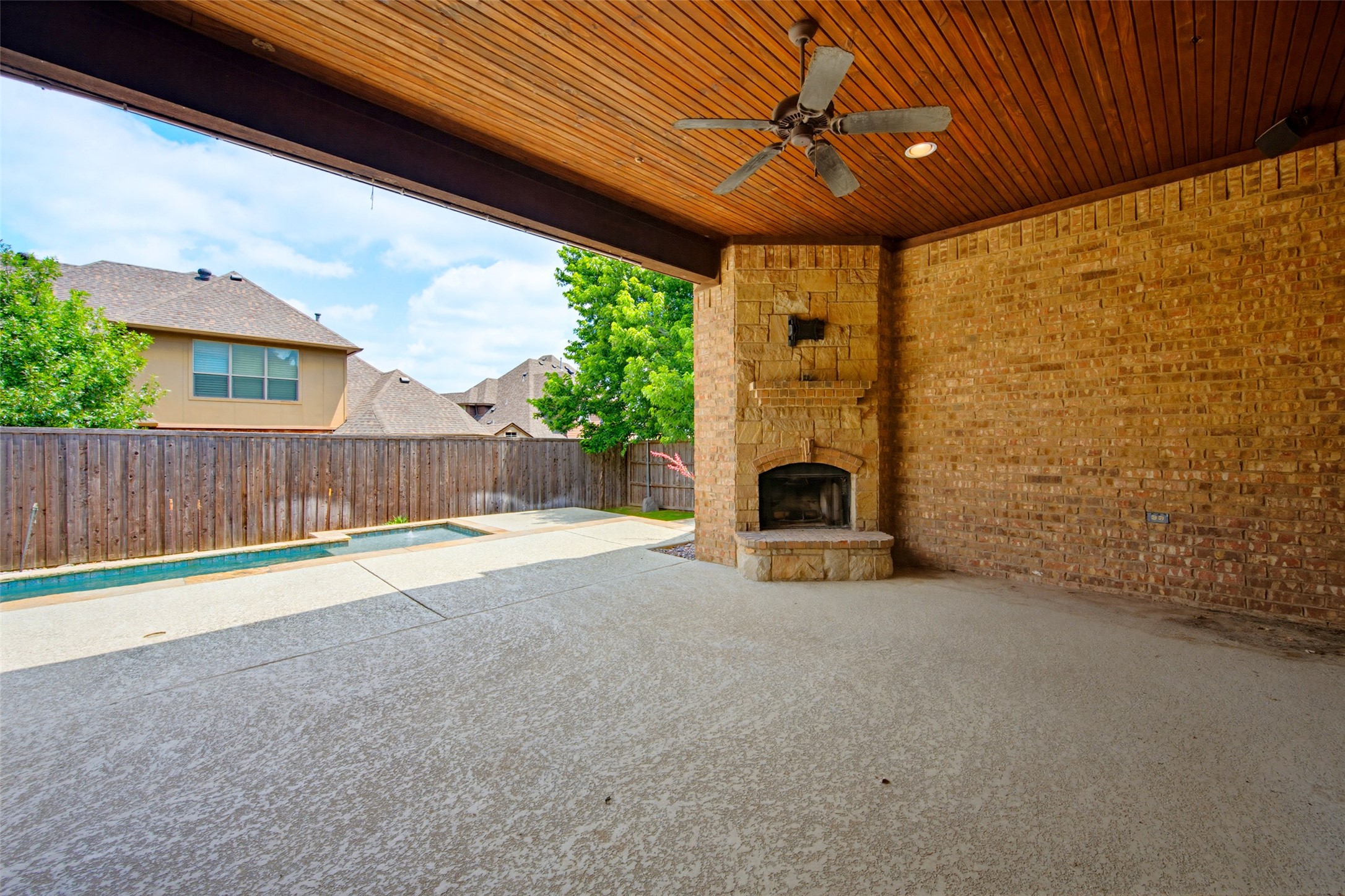 7713 Silverleaf Drive North Richland Hills TX 76182