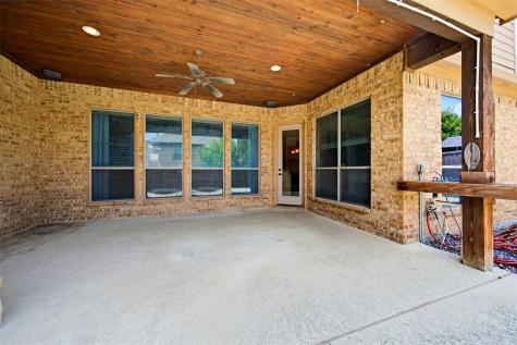 7713 Silverleaf Drive North Richland Hills TX 76182