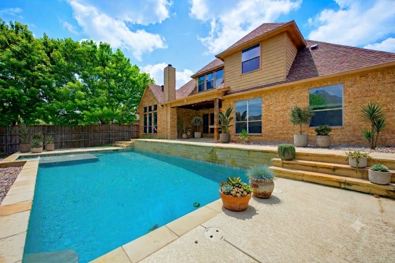 7713 Silverleaf Drive North Richland Hills TX 76182