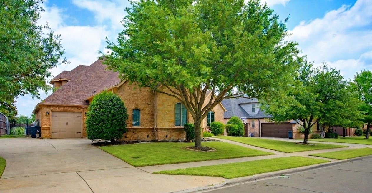 7713 Silverleaf Drive North Richland Hills TX 76182