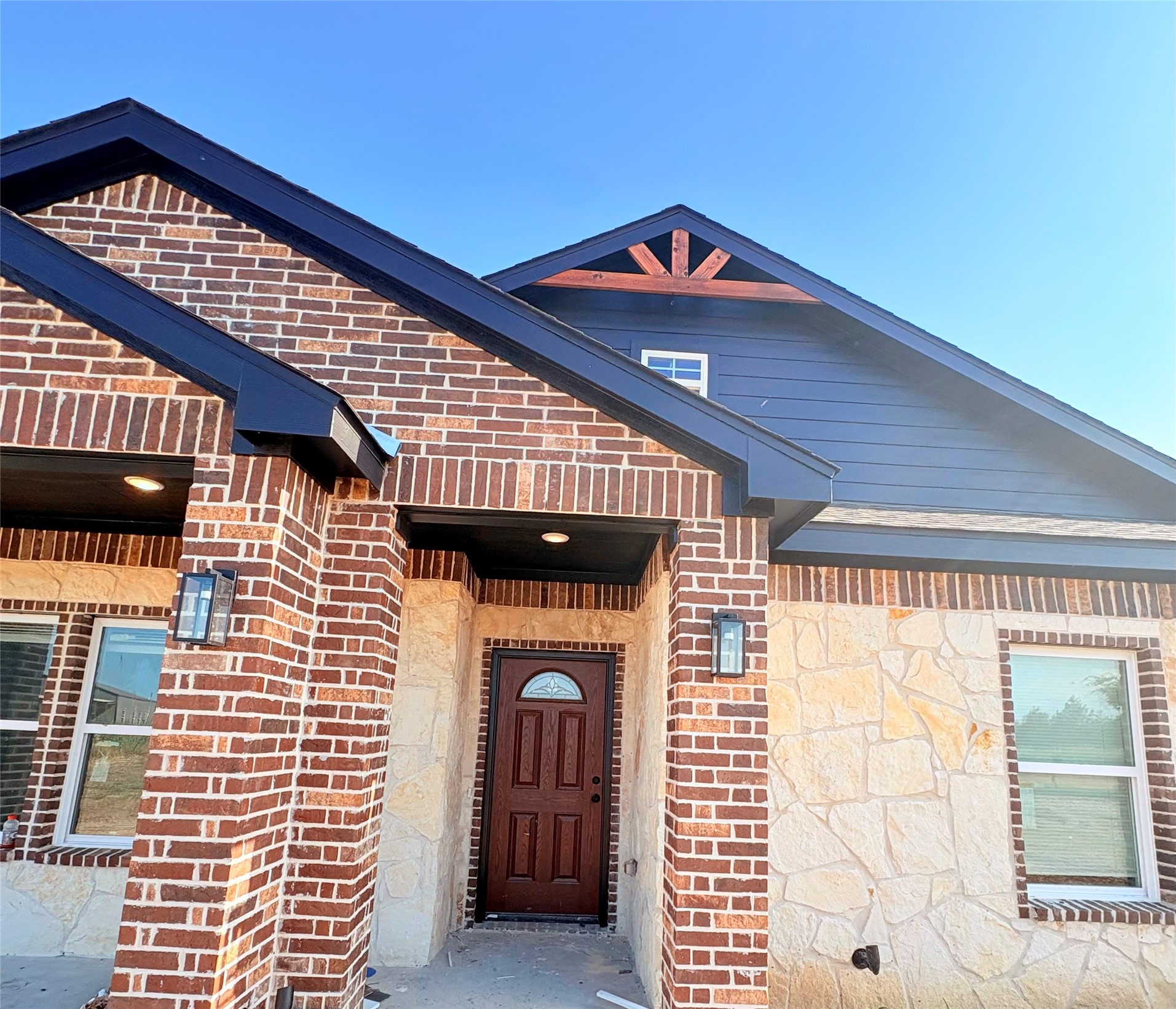 749 J L Drive Valley View TX 76272