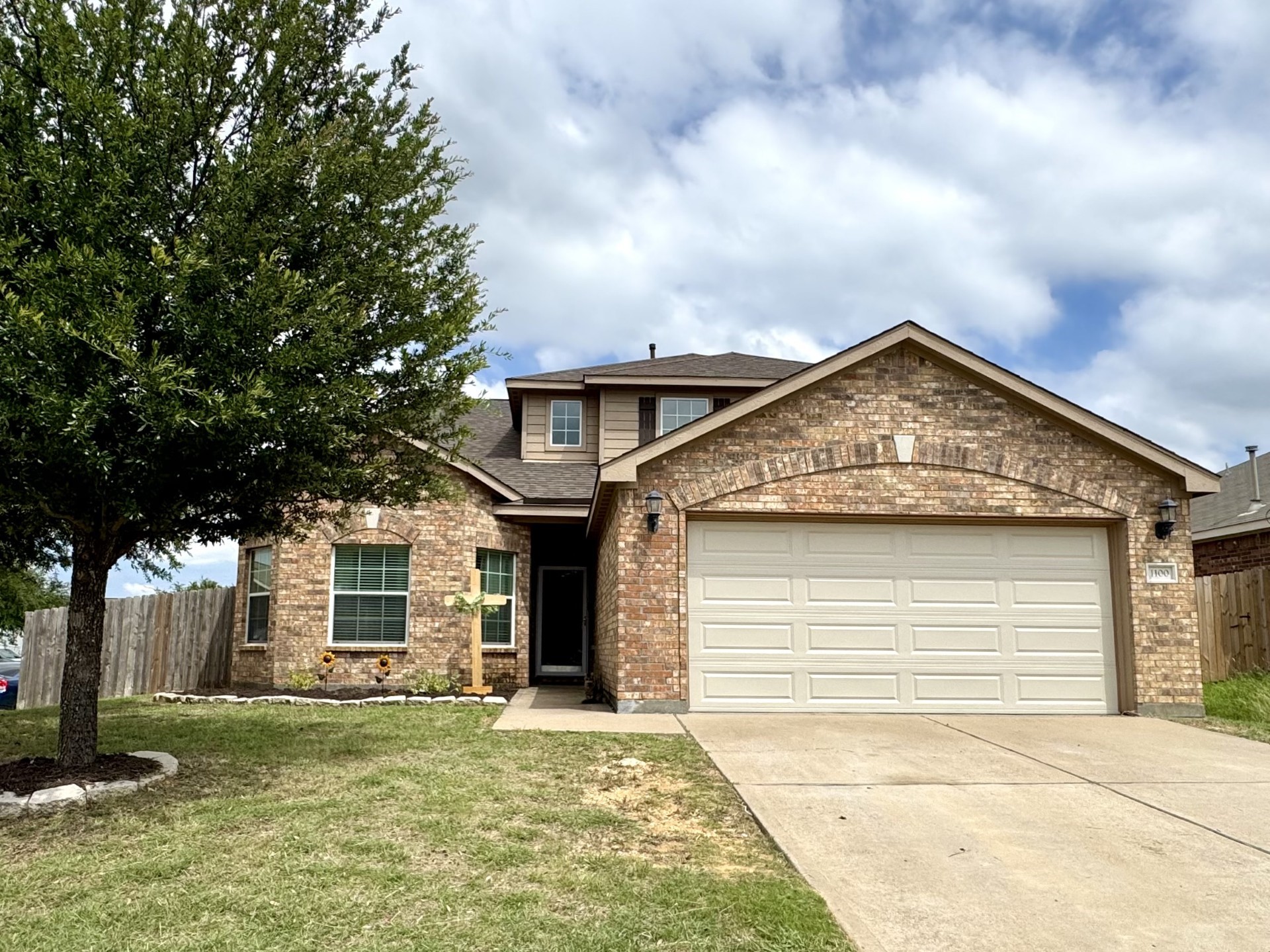 1100 Port Way Crowley TX 76036