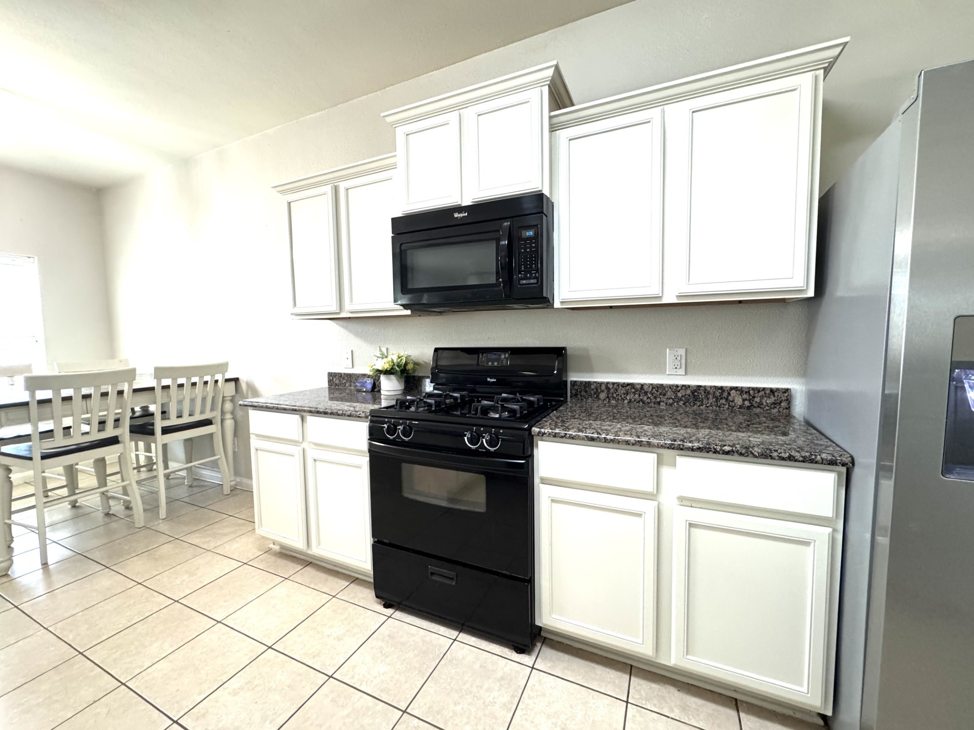 1100 Port Way Crowley TX 76036