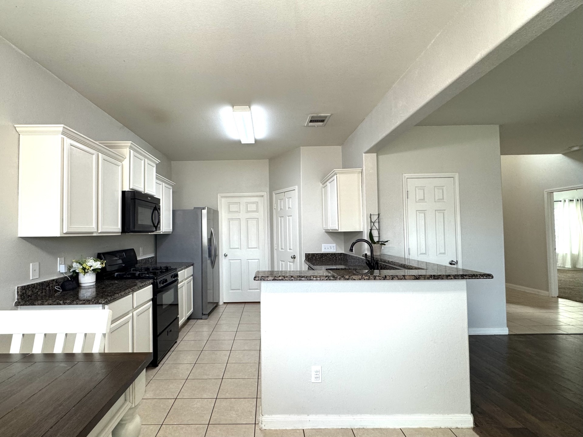 1100 Port Way Crowley TX 76036