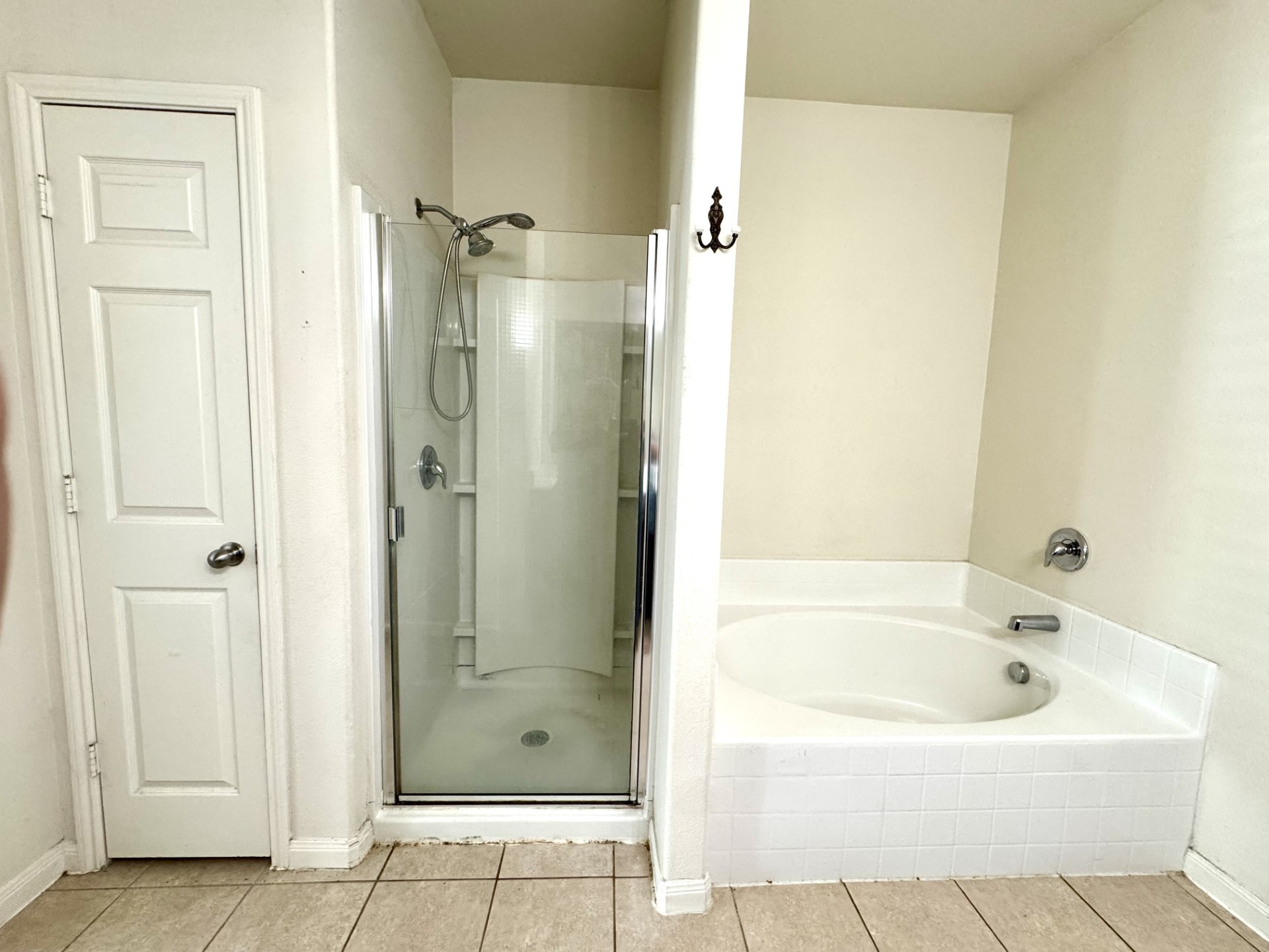 1100 Port Way Crowley TX 76036