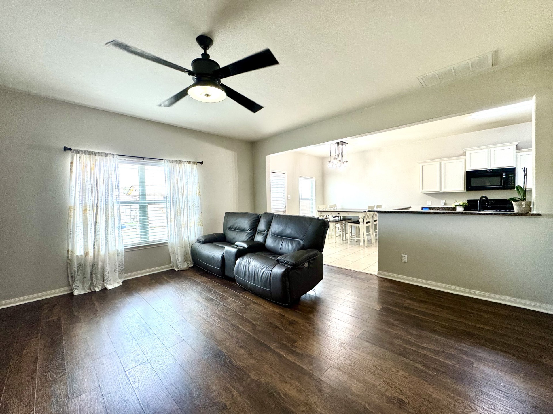 1100 Port Way Crowley TX 76036