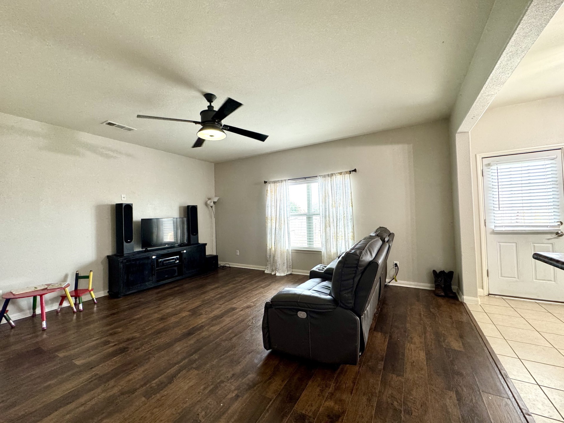 1100 Port Way Crowley TX 76036