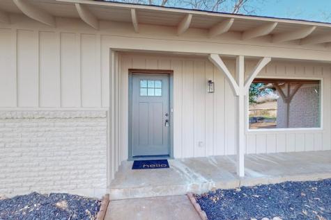 1612 Holt Street Fort Worth TX 76103