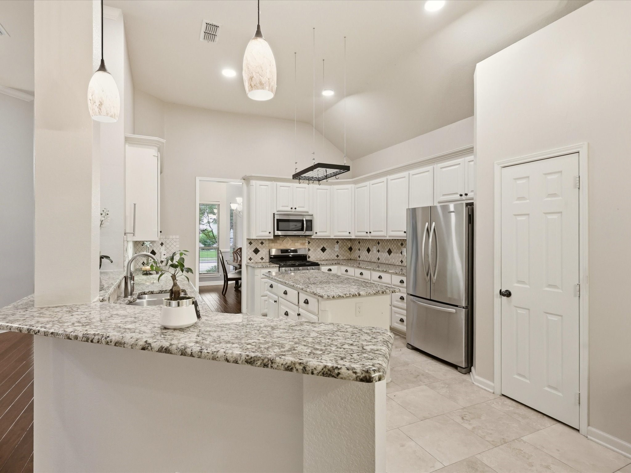 2421 London Drive Plano TX 75025