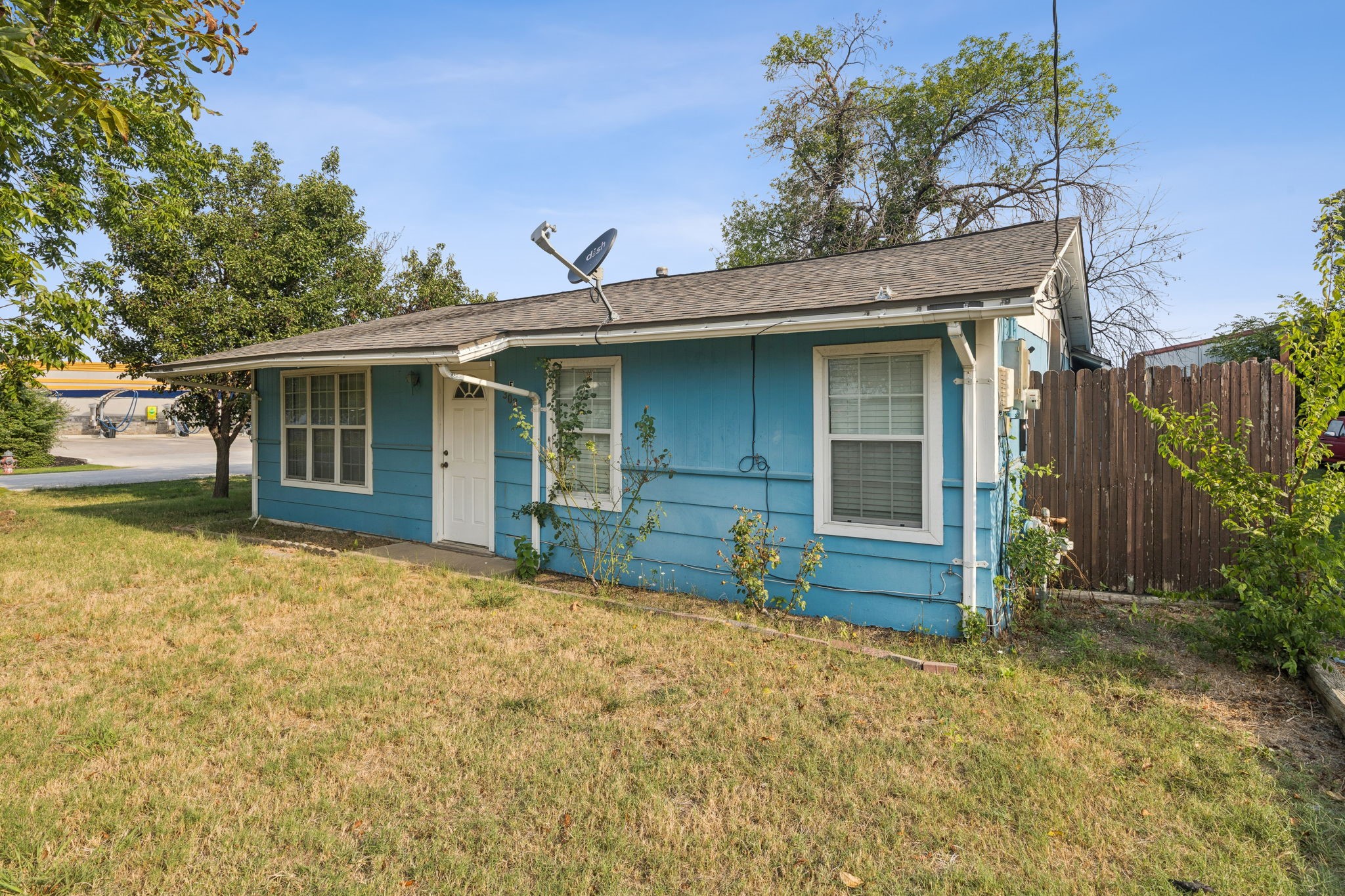 303 E 5th Street Justin TX 76247