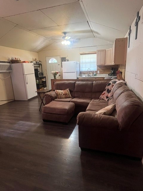 10755 Lakeside Drive Kemp TX 75143