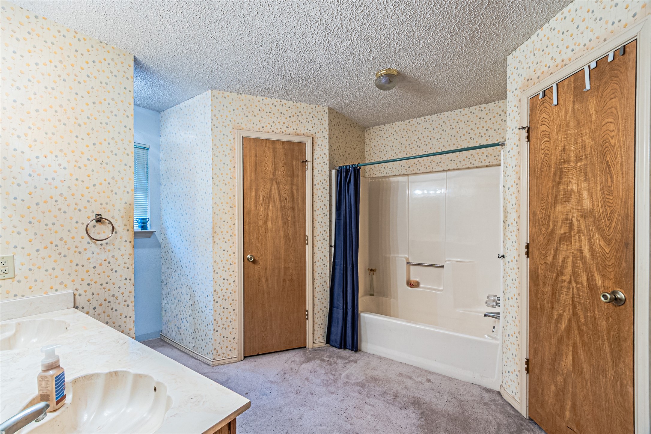 108 Cole Road Red Oak TX 75154