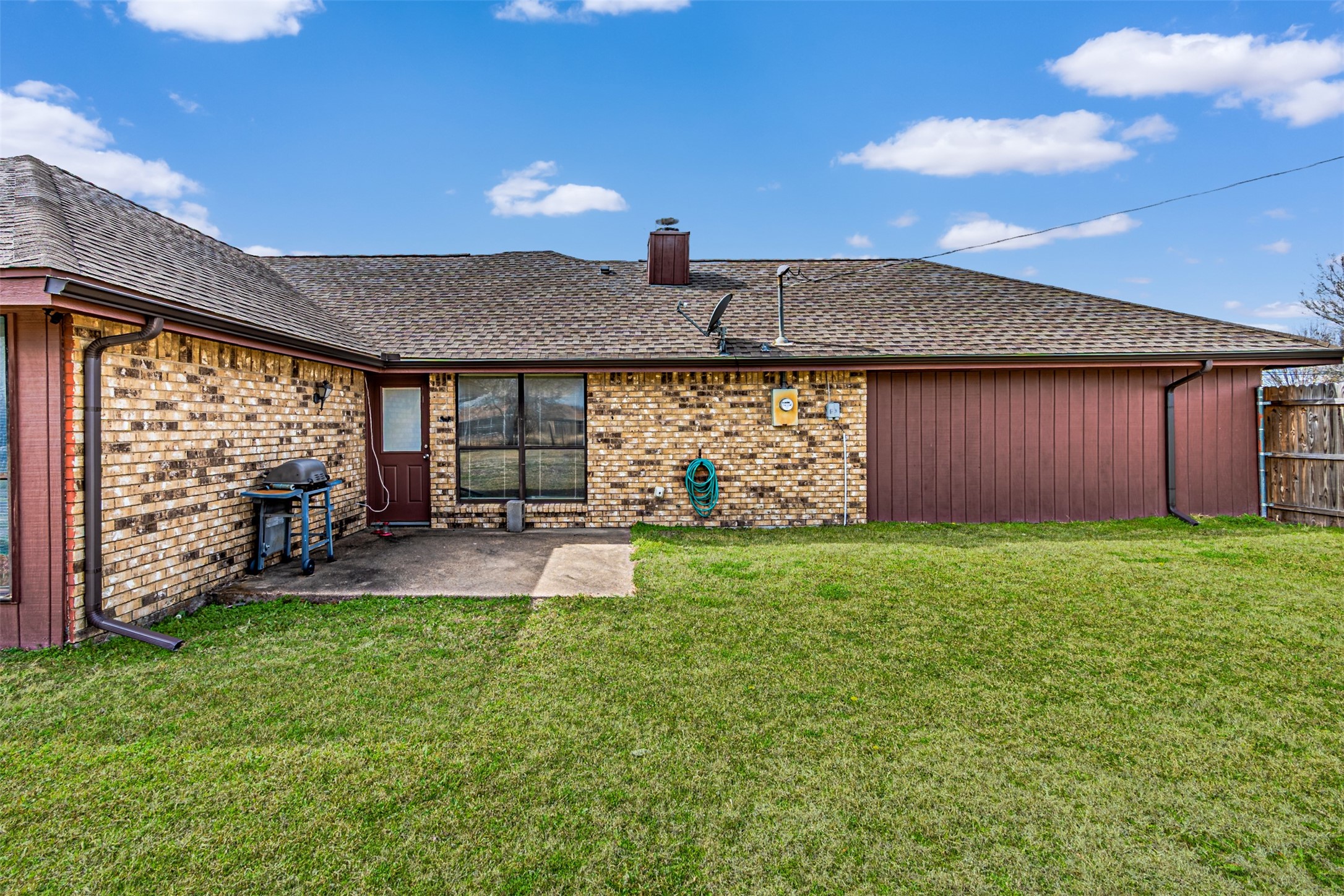 108 Cole Road Red Oak TX 75154