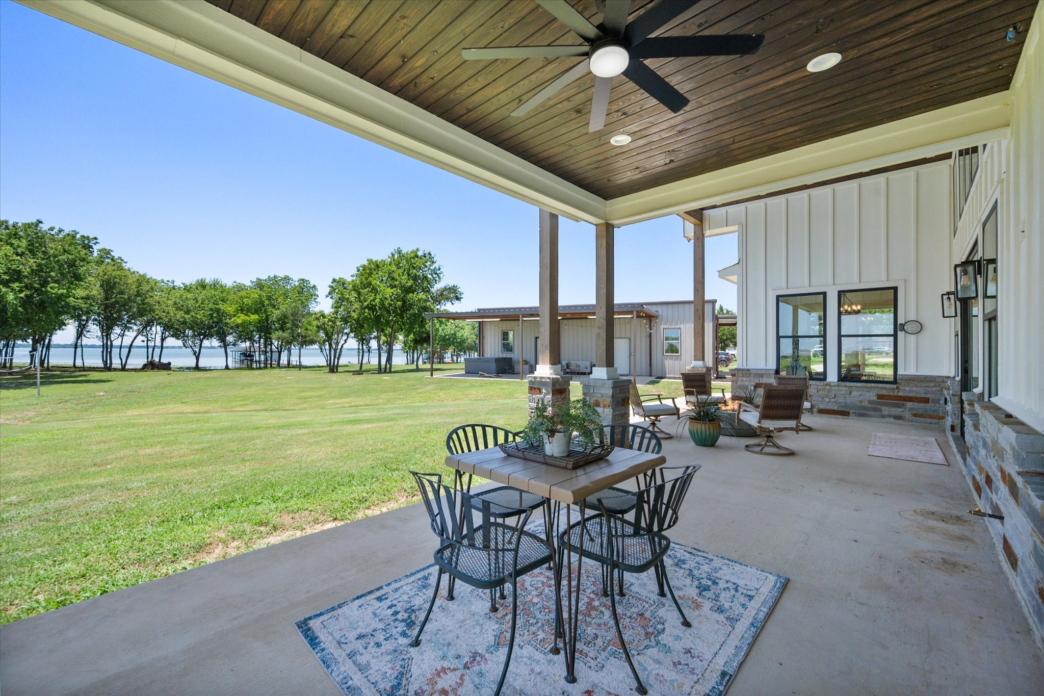 11077 S Us Highway 287 Kerens TX 75144