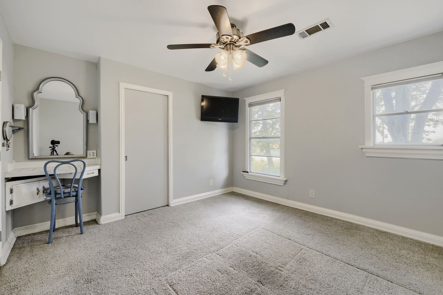6375 Retta Mansfield Road Burleson TX 76028