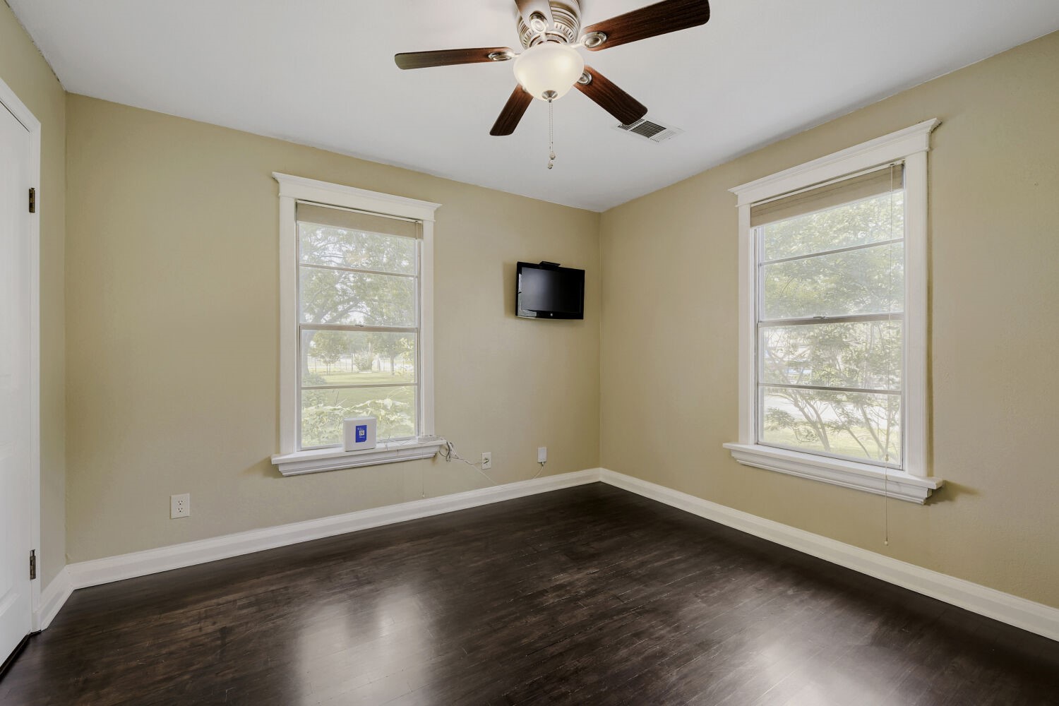 6375 Retta Mansfield Road Burleson TX 76028
