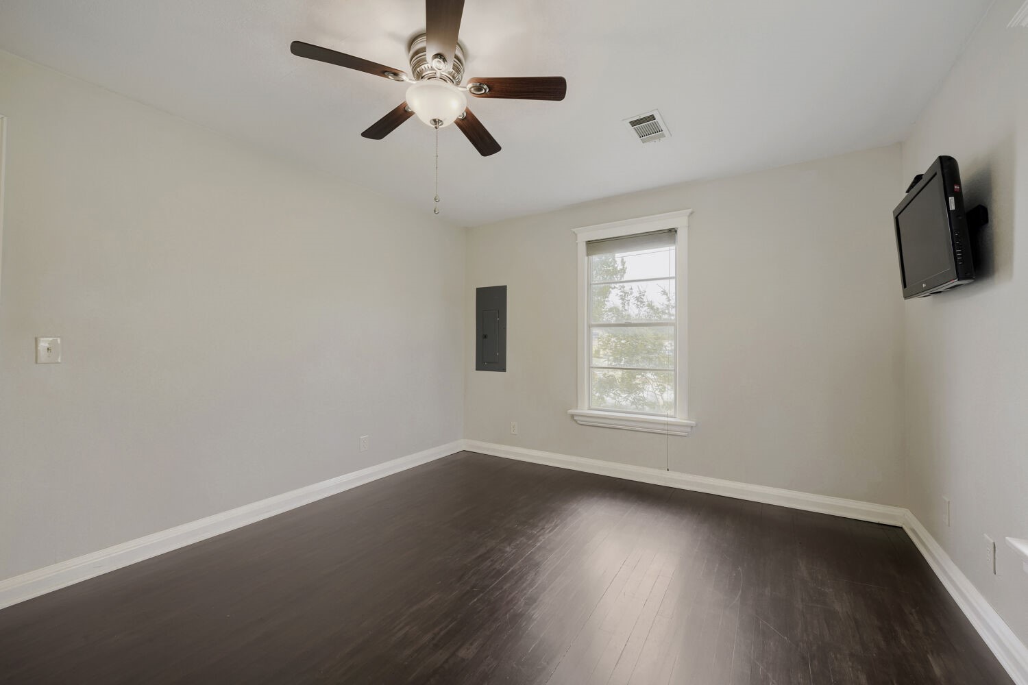 6375 Retta Mansfield Road Burleson TX 76028